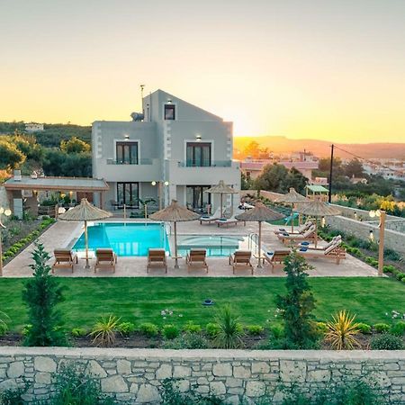 Ivoni Villa, An Iconic Summer Retreat, By Thinkvilla Perama  Bagian luar foto