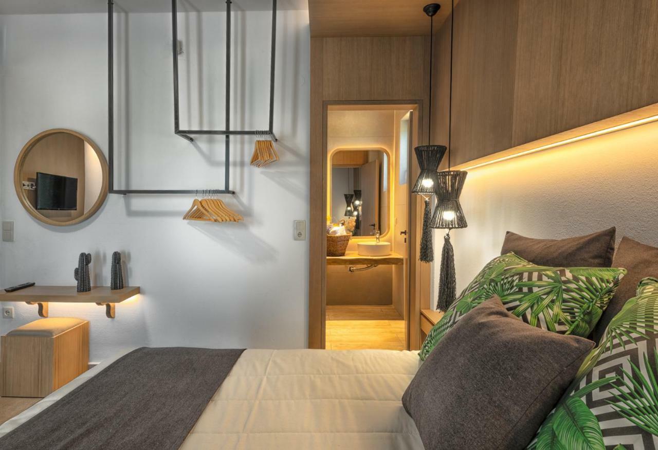 Ivoni Villa, An Iconic Summer Retreat, By Thinkvilla Perama  Bagian luar foto