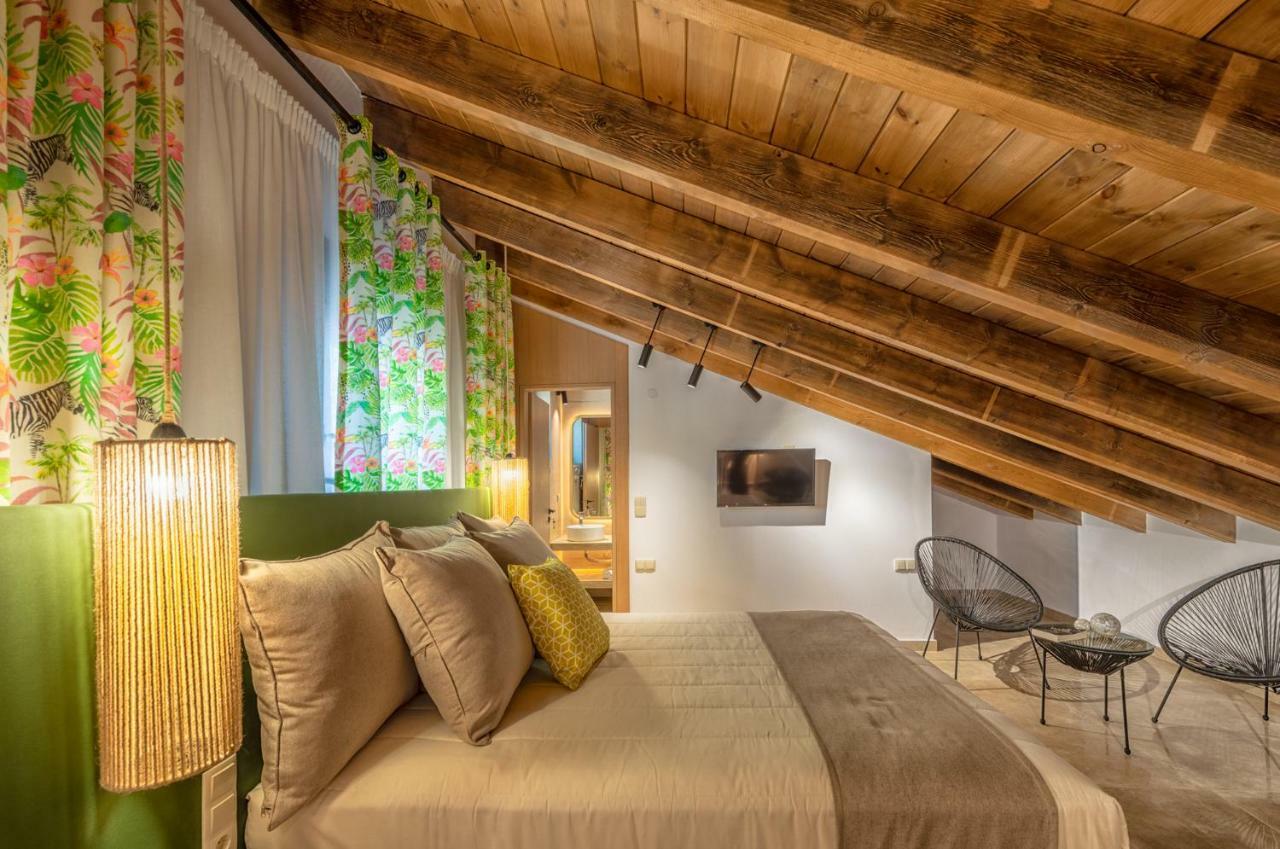 Ivoni Villa, An Iconic Summer Retreat, By Thinkvilla Perama  Bagian luar foto