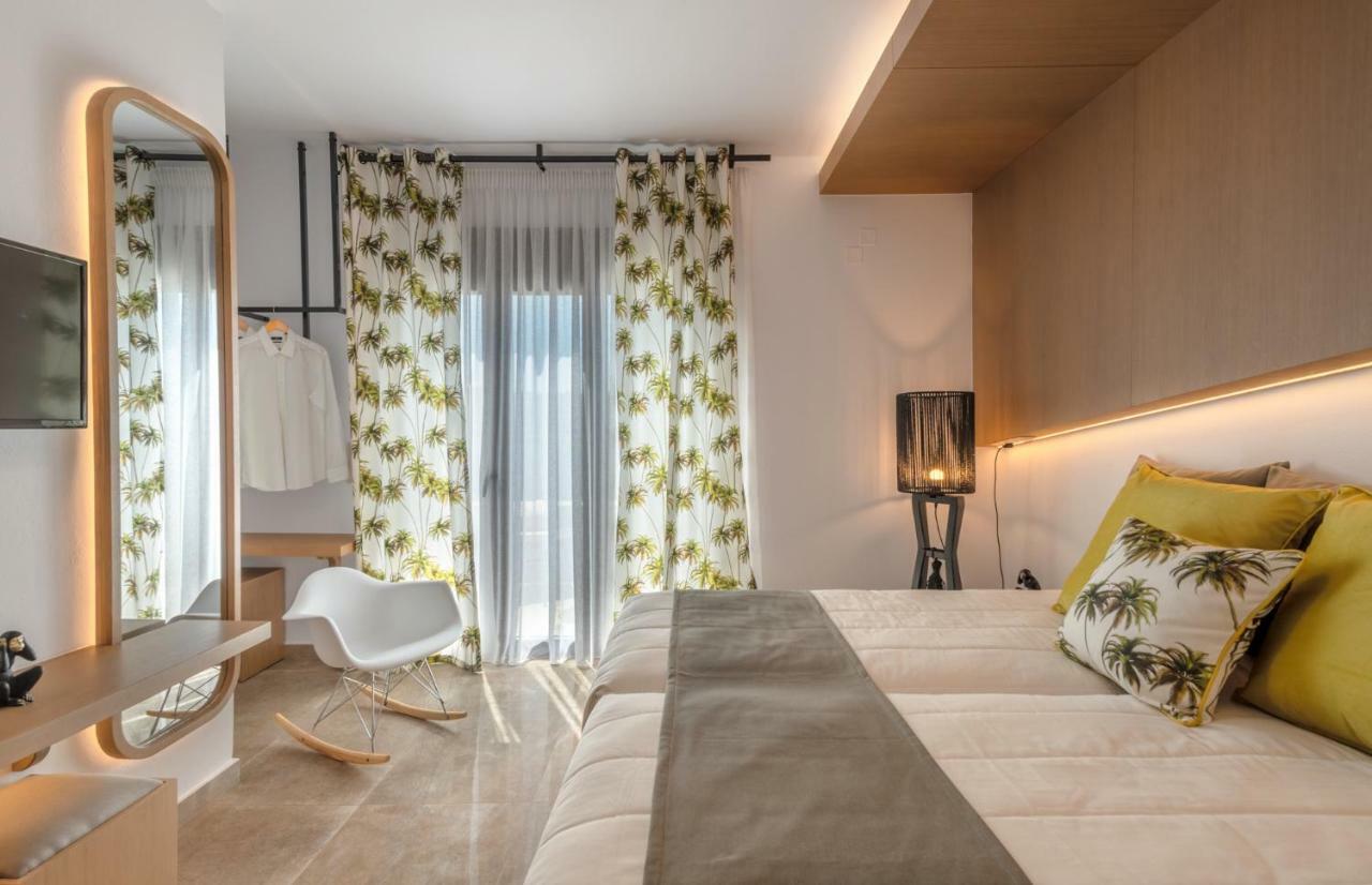Ivoni Villa, An Iconic Summer Retreat, By Thinkvilla Perama  Bagian luar foto